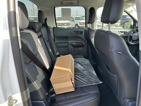 New 2025 Ford Maverick Lobo image 21