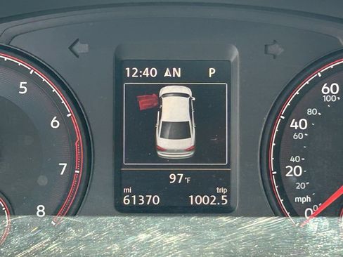 Used 2022 Volkswagen Passat 2.0T FWD image 23