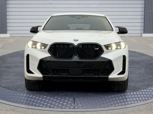 New 2026 BMW X6 M60i image 2