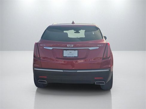 Used 2024 Cadillac XT5 Luxury image 6