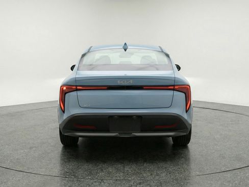 Used 2025 Kia K4 LXS image 6