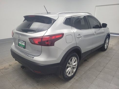Used 2018 Nissan Rogue Sport SV image 9