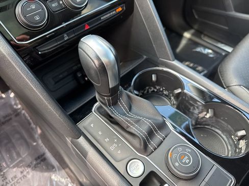 Used 2023 Volkswagen Atlas SE w/ Panoramic Sunroof Package image 22