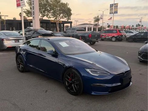 Used 2025 Tesla Model S Plaid AWD/4WD image 2
