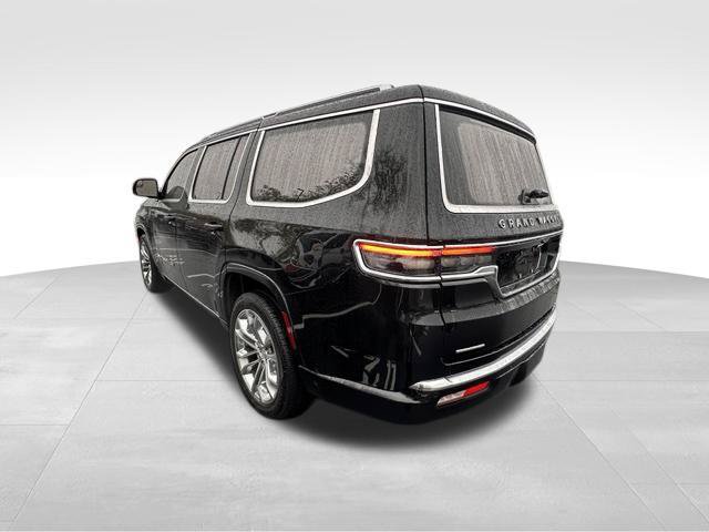 Used 2022 Jeep Grand Wagoneer Series II w/ Premium Group II AWD/4WD image 5