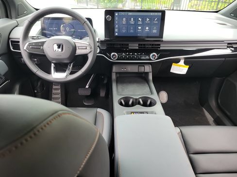 New 2026 Honda Prologue Touring image 15