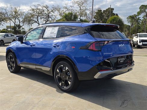 New 2026 Kia Sportage SX image 6
