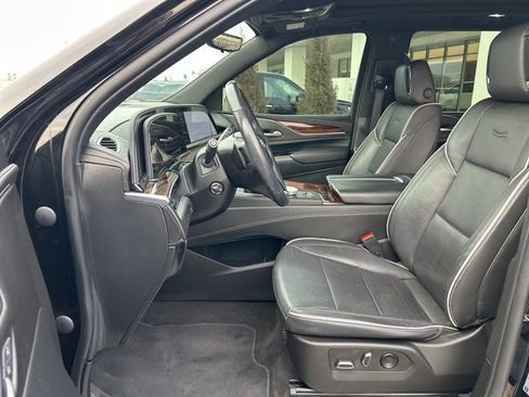 Used 2023 Cadillac Escalade Premium Luxury image 20