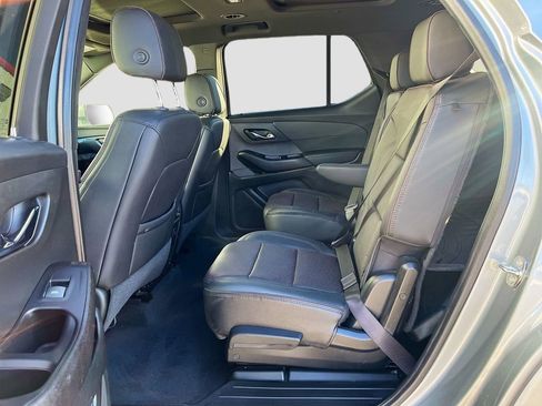 Used 2023 Chevrolet Traverse High Country AWD/4WD image 26