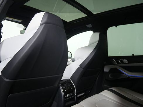 Used 2022 BMW X5 M Base w/ Competition Package 2 image 19