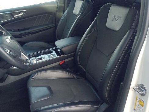 Used 2020 Ford Edge ST w/ Equipment Group 401A AWD/4WD image 22