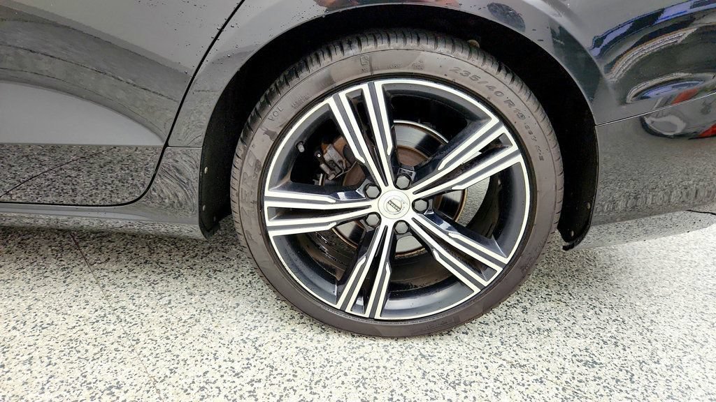 Used 2019 Volvo S60 T5 Inscription FWD image 9
