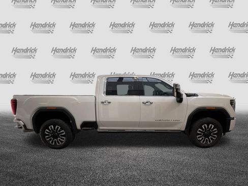 Used 2024 GMC Sierra 2500 Denali Ultimate AWD/4WD image 11