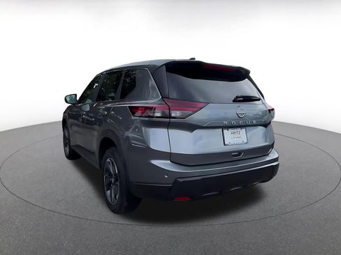Used 2025 Nissan Rogue SV FWD image 11