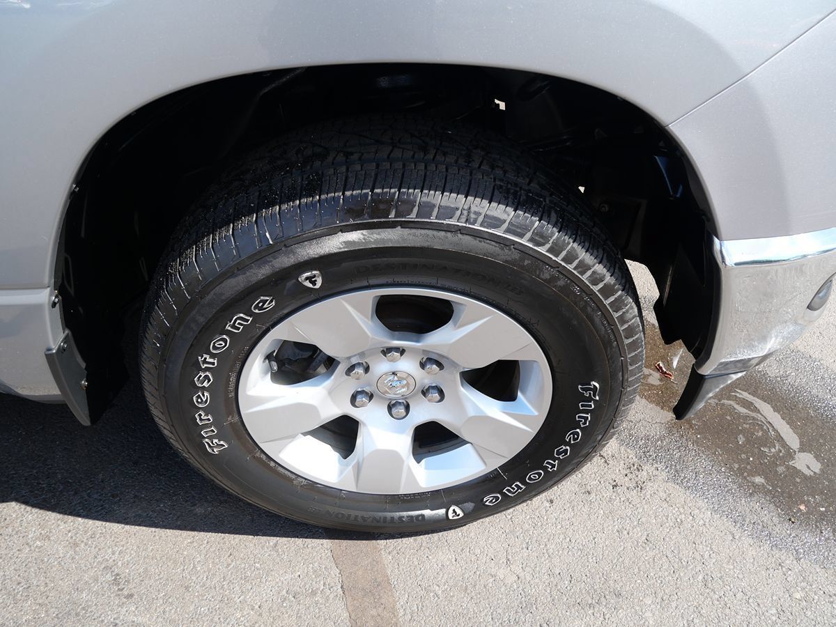 Used 2020 RAM 1500 Big Horn AWD/4WD image 35