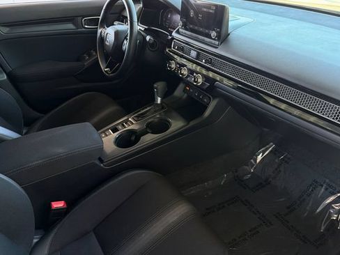 Certified 2025 Honda Civic Sport image 18