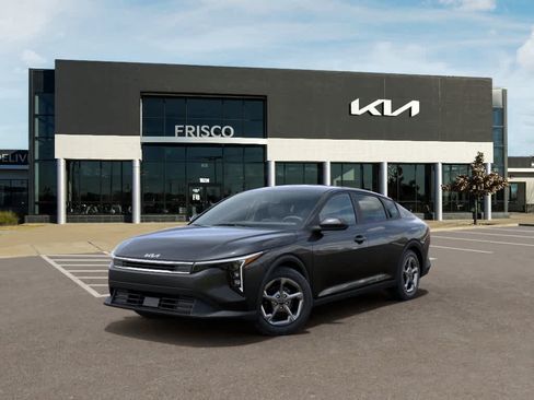 New 2026 Kia K4 FWD image 1