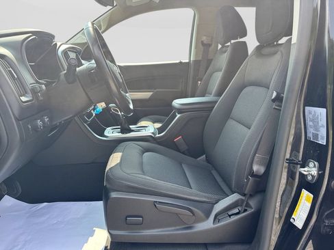 Used 2022 Chevrolet Colorado LT w/ LT Convenience Package AWD/4WD image 15