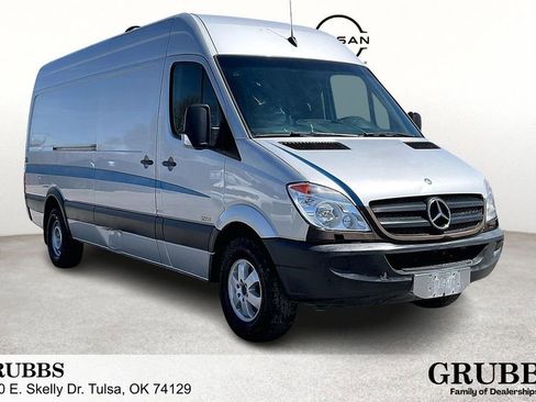Used 2013 Mercedes-Benz Sprinter 2500 image 1