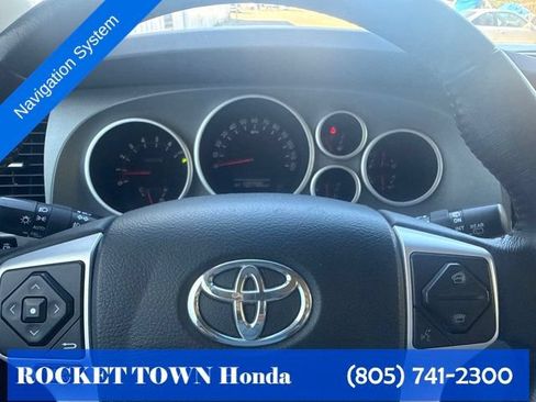 Used 2017 Toyota Sequoia Limited w/ Safety & Convenience Package AWD/4WD image 28