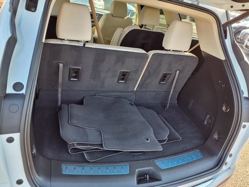 Used 2023 Buick Enclave Essence w/ Experience Buick Package image 31