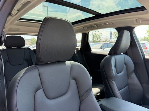Certified 2023 Volvo XC60 B5 Plus w/ Protection Package Premier FWD image 11