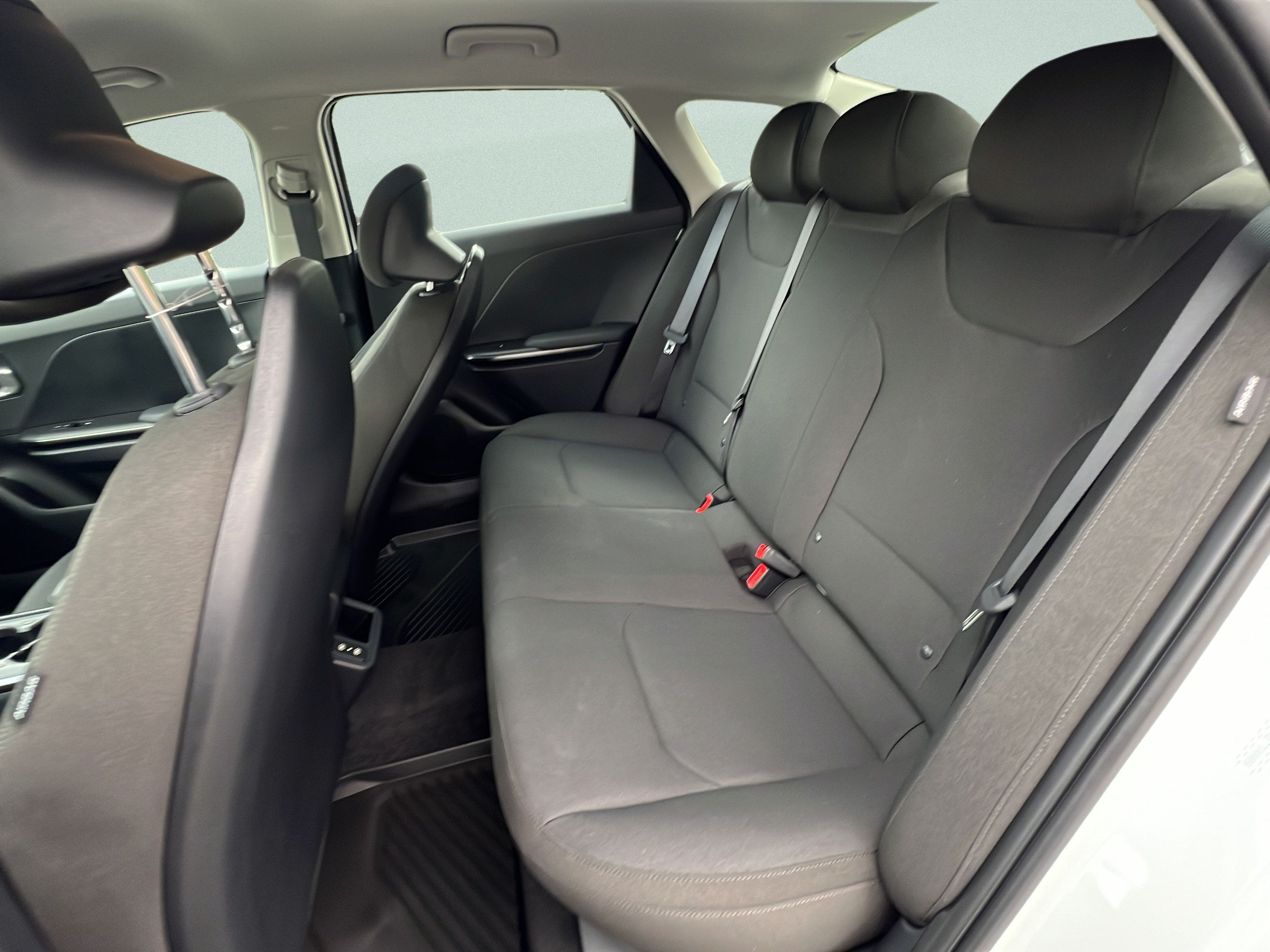 New 2026 Kia K4 FWD image 9
