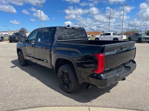 New 2026 Toyota Tundra SR5 AWD/4WD image 5