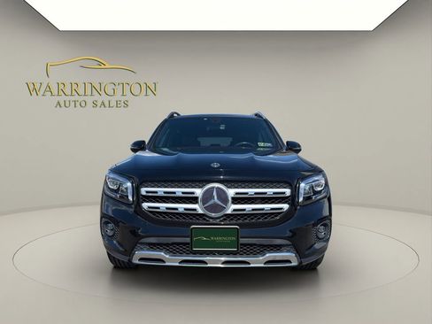 Used 2021 Mercedes-Benz GLB 250 4MATIC w/ Premium Package image 2