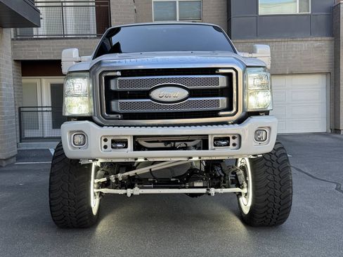 Used 2013 Ford F250 Platinum AWD/4WD image 12