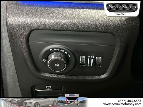 Used 2024 Jeep Grand Cherokee Overland w/ Trailer Tow Package AWD/4WD image 23