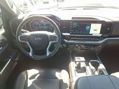 Certified 2024 Chevrolet Silverado 1500 LT Trail Boss w/ LT Trail Boss Premium Package AWD/4WD image 12