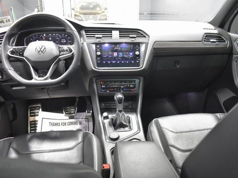 Used 2022 Volkswagen Tiguan SEL R-Line image 13