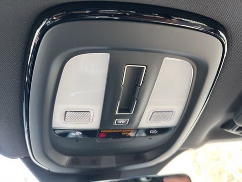 New 2026 Volvo XC90 B5 Core w/ Protection Package image 36