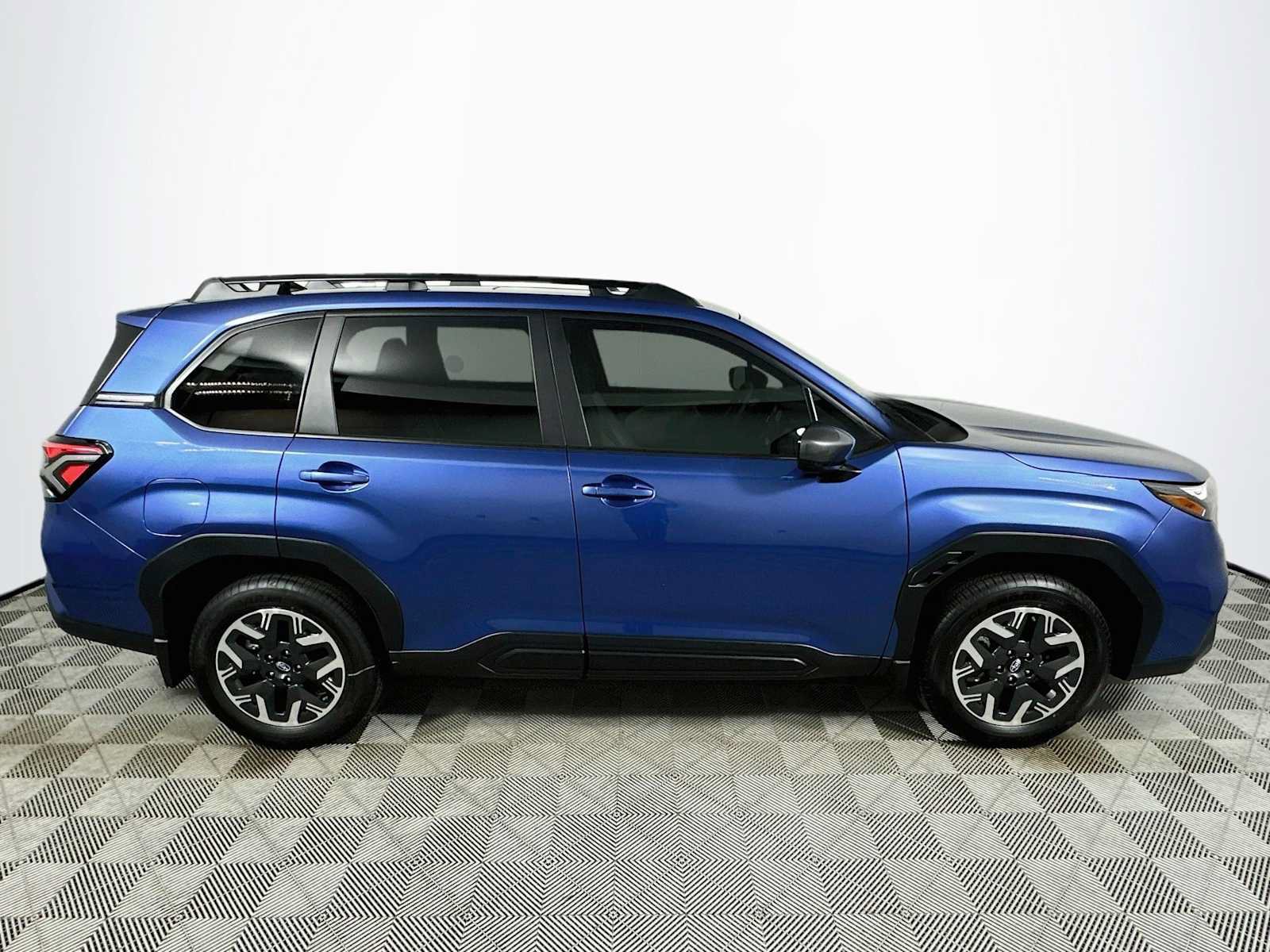 New 2026 Subaru Forester Premium AWD/4WD image 8