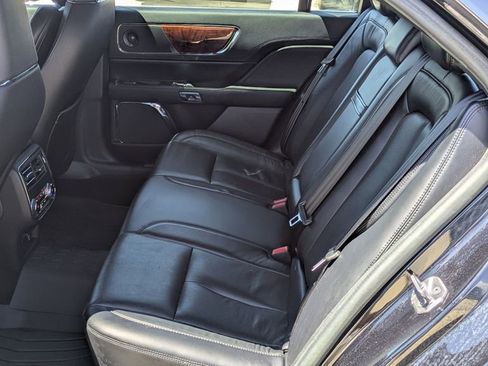 Used 2020 Lincoln Continental Reserve FWD image 12