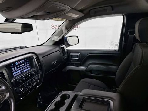 Used 2018 Chevrolet Silverado 1500 LT w/ LT Convenience Package AWD/4WD image 21