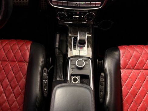 Used 2015 Mercedes-Benz G 63 AMG 4MATIC image 55