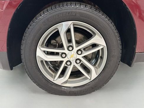 Used 2016 Chevrolet Equinox LTZ w/ Enhanced Convenience Package image 29