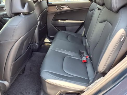 New 2025 Kia Sportage EX w/ EX Premium Package image 12