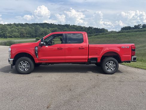 New 2026 Ford F250 Lariat AWD/4WD image 2