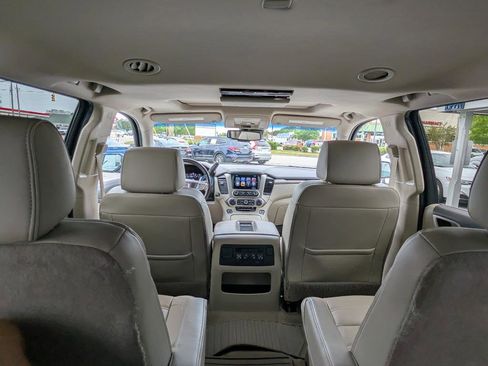 Used 2019 GMC Yukon Denali w/ Open Road Package AWD/4WD image 44
