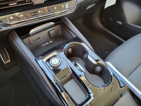 New 2025 Buick Envision Sport Touring image 10