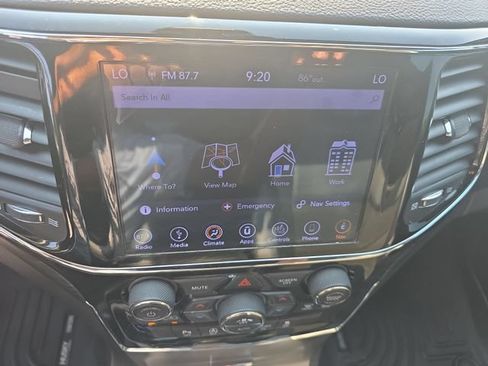 Used 2019 Jeep Grand Cherokee Laredo w/ Laredo X Package AWD/4WD image 22