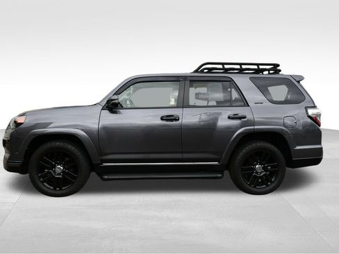 Used 2020 Toyota 4Runner Nightshade AWD/4WD image 4