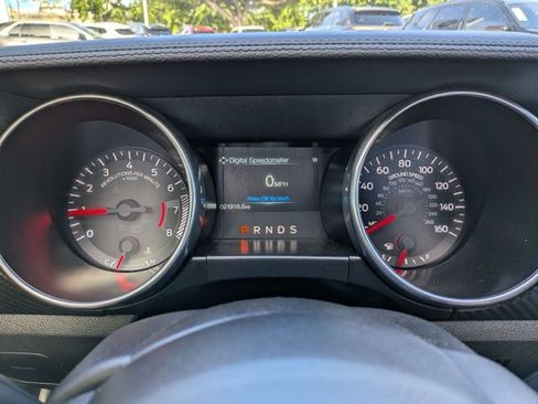 Used 2020 Ford Mustang Coupe RWD image 12