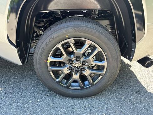 New 2026 Toyota Tundra Platinum AWD/4WD image 12