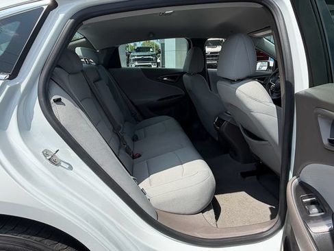 Used 2024 Chevrolet Malibu LT FWD image 15
