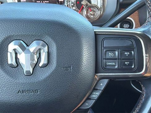 Used 2020 RAM 2500 Limited image 30