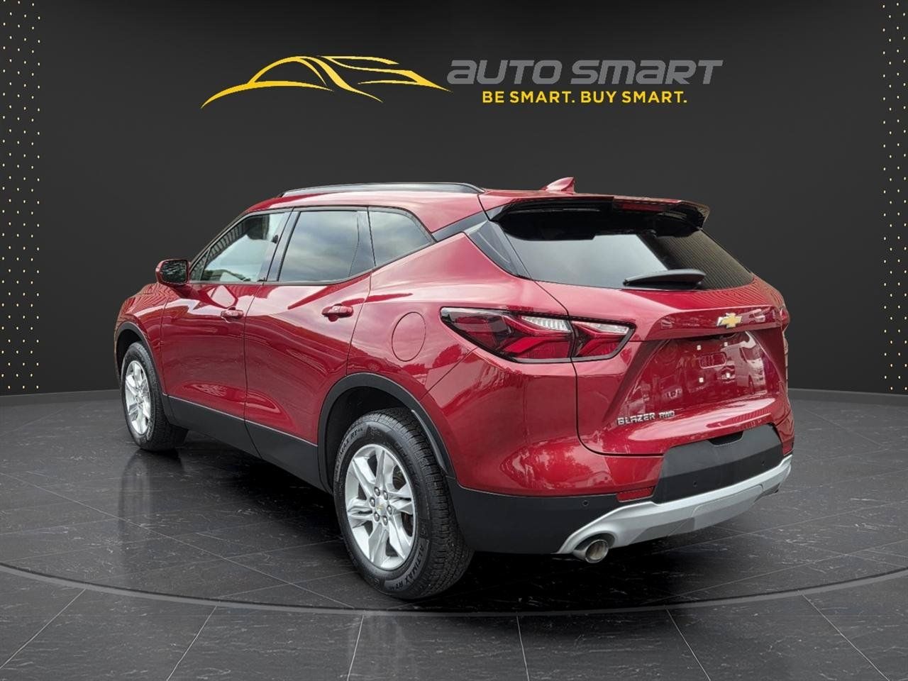 Used 2019 Chevrolet Blazer LT AWD/4WD image 3